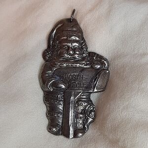 Vtg 1977 International Silver Co Santa North Pole Mailbox Ornament Plated